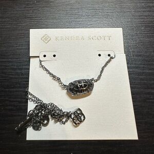 Excellent condition Kendra Scott Gunmetal Filigree Elisa Necklace